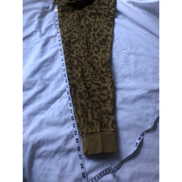 Joy Lab Women’s Jogger Pants Cheetah Print size XS - Picture 7 of 9